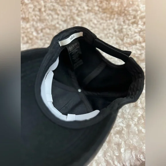 🖤🦄 Authentic ba&sh Hugo Balck Cap 🧢 - Picture 8 of 9